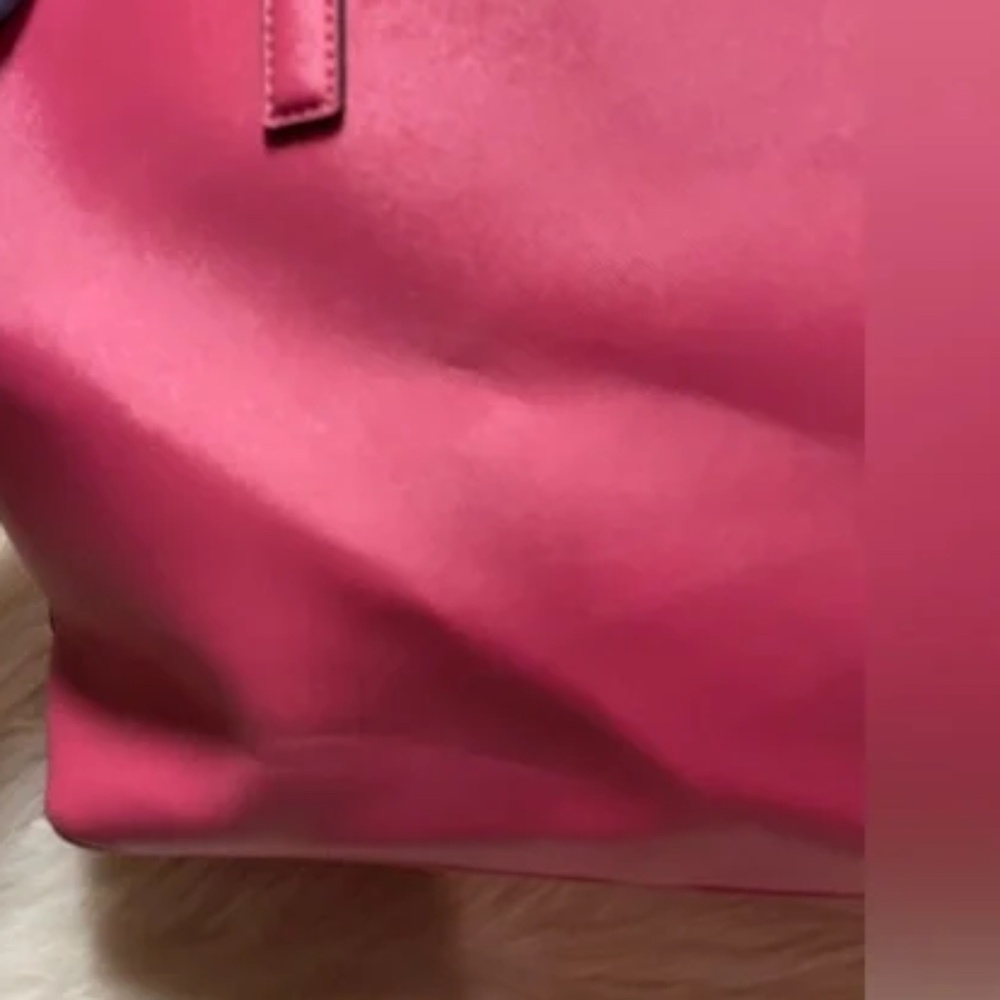 Marc Jacobs Pink Saffiano Tote - Picture 8 of 10